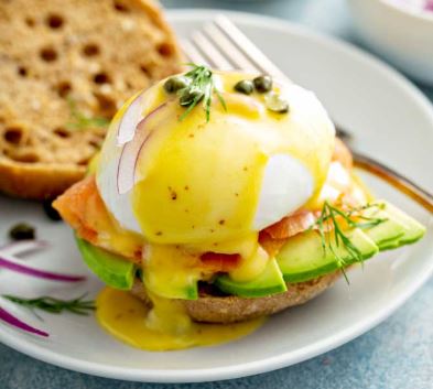Poached Egg on avocado and smoked salmon